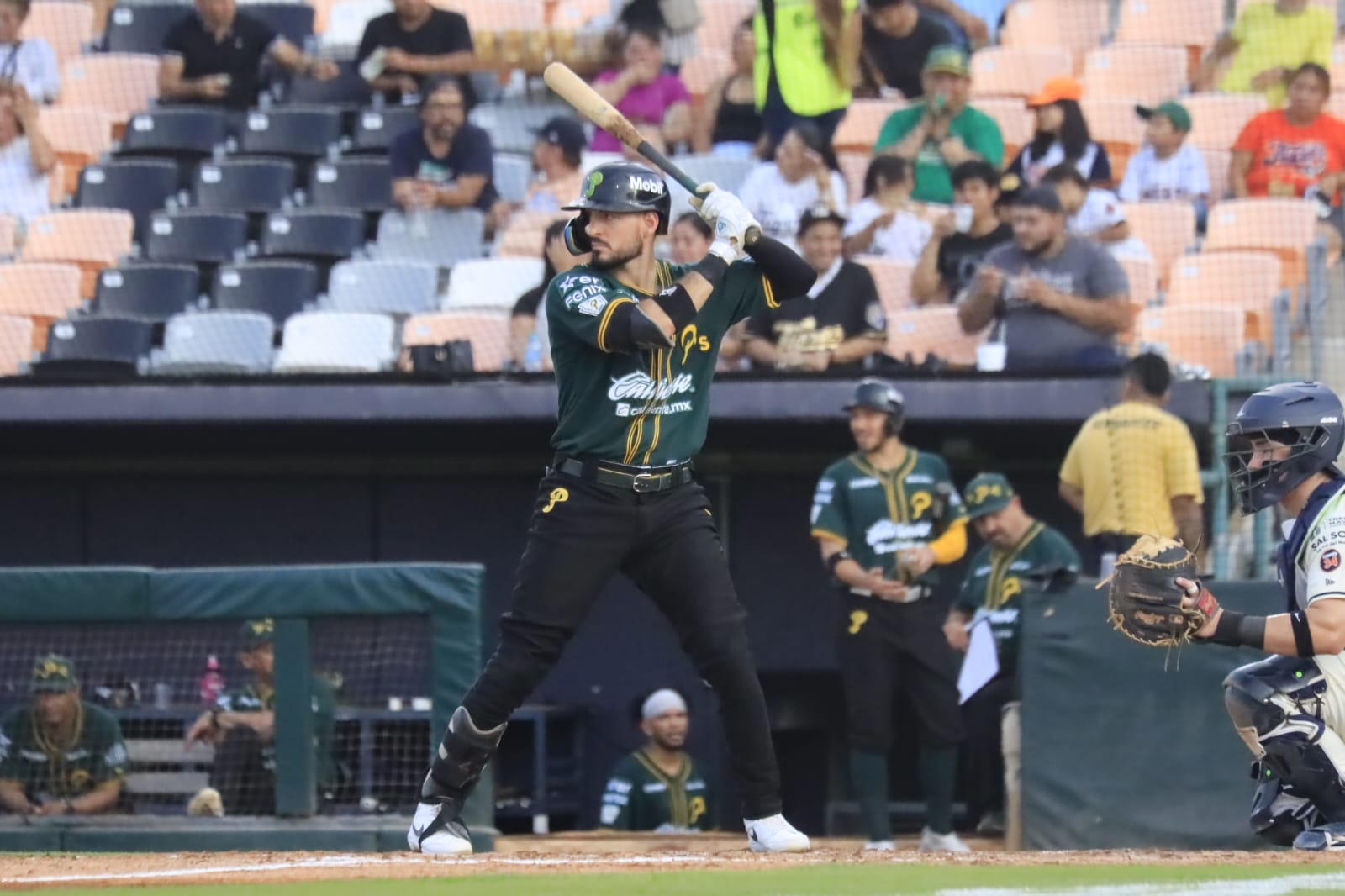 Penúltima serie para Pericos de Puebla en casa